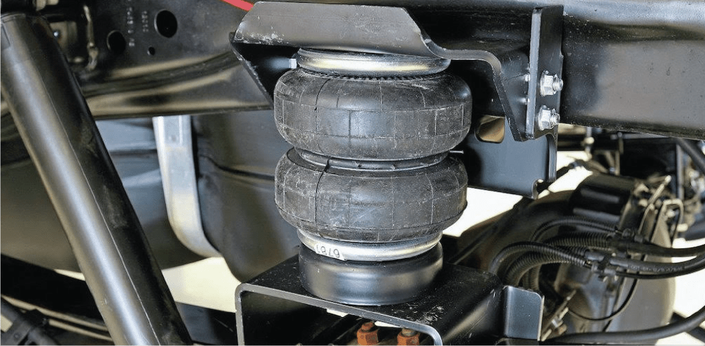 How Airbag Suspension Systems Affect Weight Distribution Hitches